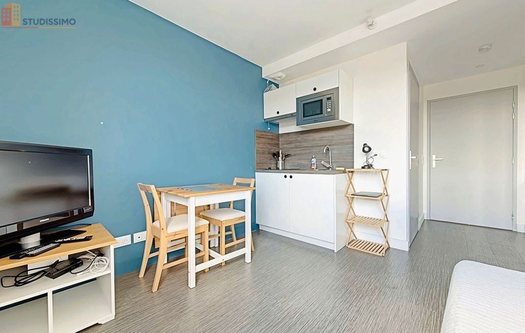 Studio meublé 16m² Reims 51100 - Meublé, 2e étage - Photo 4