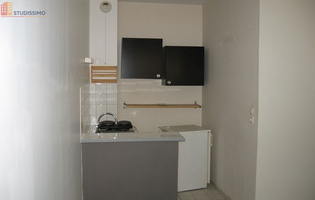Studio 34m² Reims 51100 - Grand espace, monoplateau - Photo 2