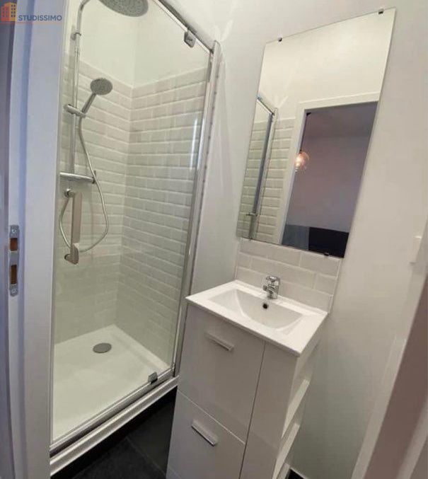Studio meublé 15m² Reims 51100 - Meublé, DPE D - Photo 1