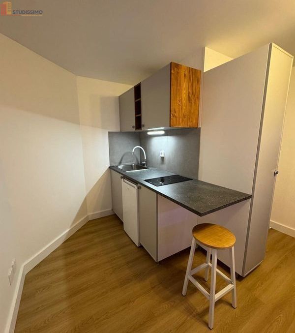 Studio meublé 16m² Reims 51100 - Meublé, pratique - Photo 2