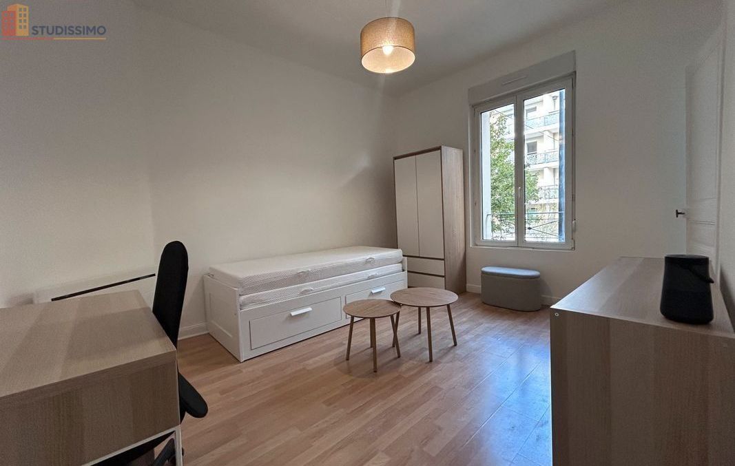 Studio meublé 20m² Reims centre - Meublé, 1er étage - Photo 2