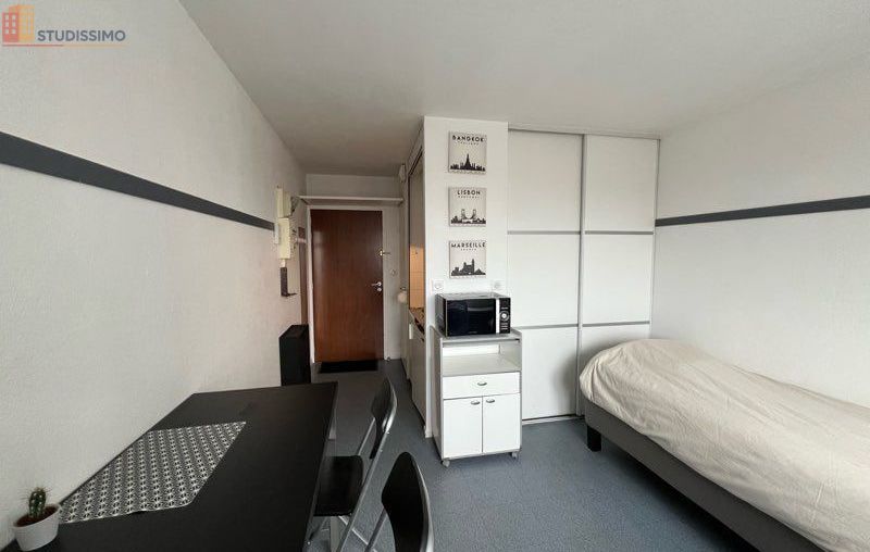 Studio à Reims