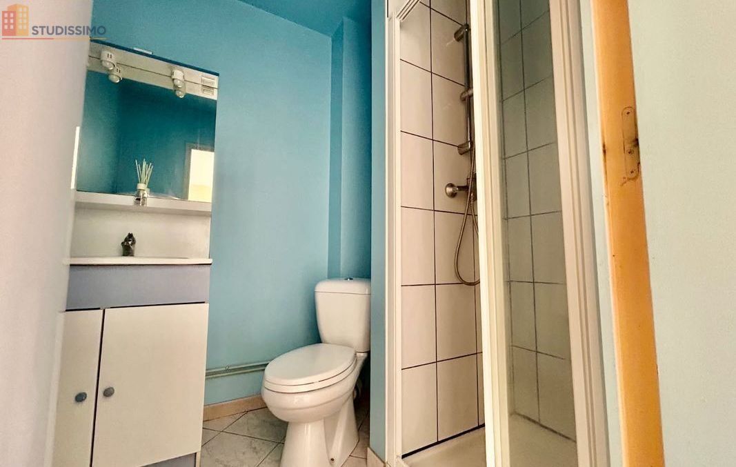 Studio meublé 20m² Reims 51100 - Meublé, lumineux - Photo 2