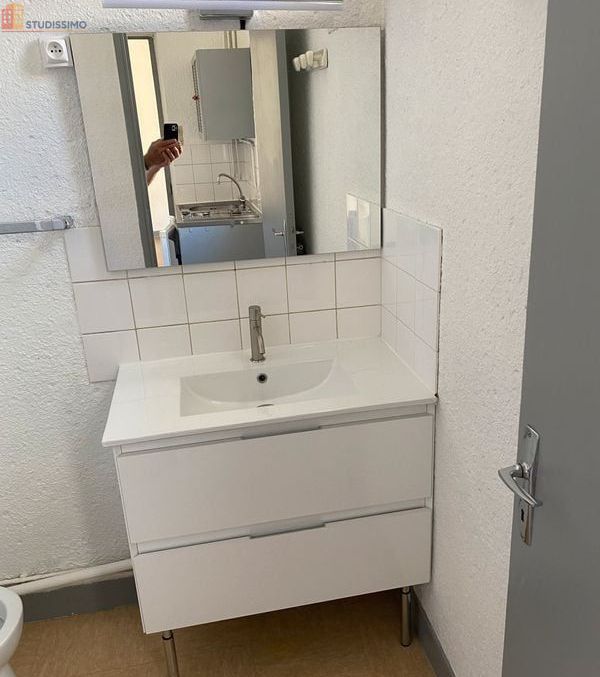 Studio 27m² Reims 51100 - Proche Sciences Po - Photo 2