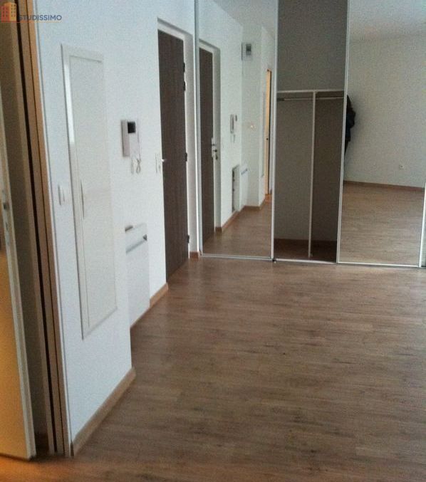 Studio meublé 34m² Reims centre - Grand, lumineux - Photo 7