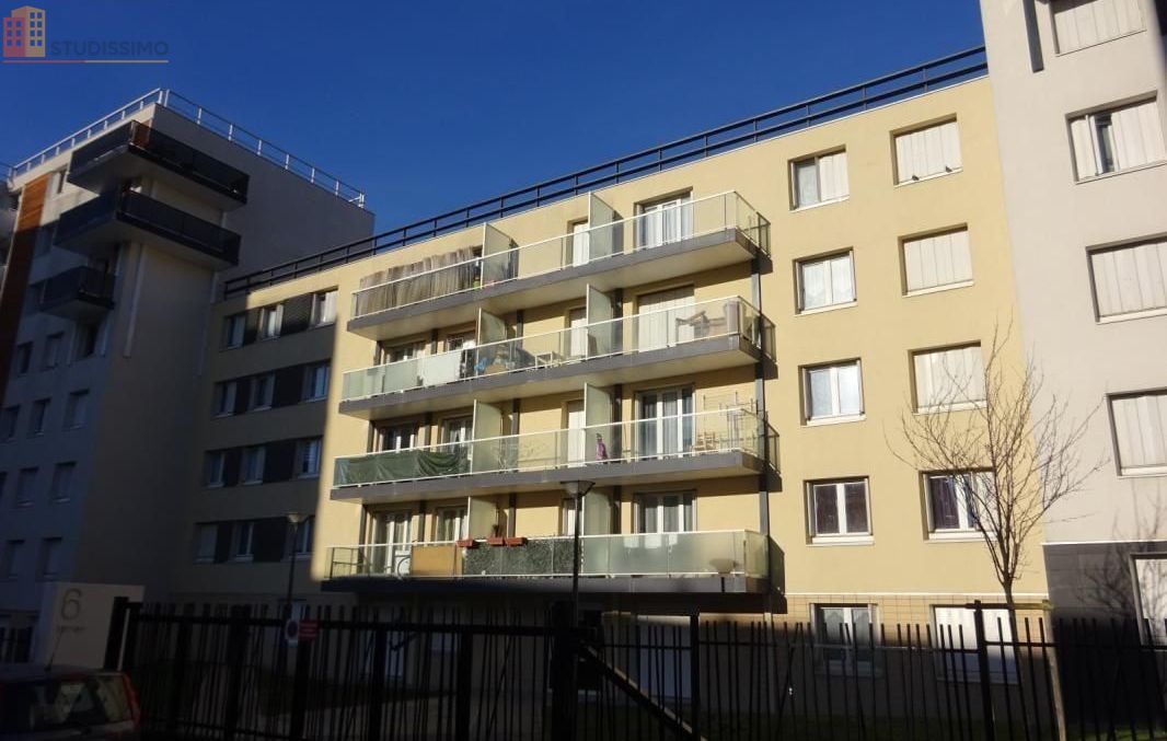 Studio à Reims