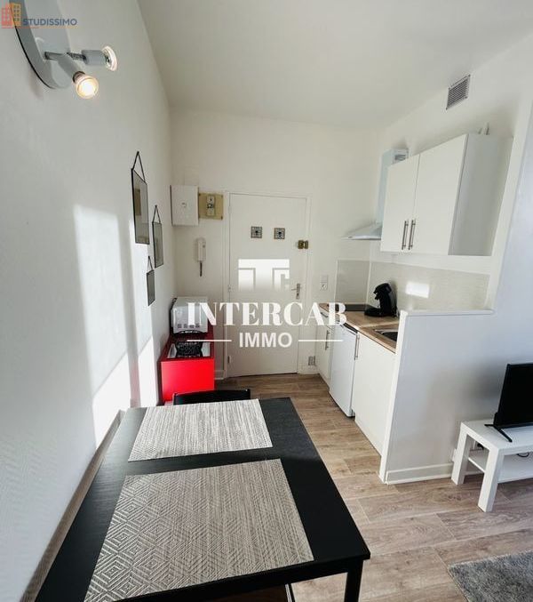 Studio meublé 18m² Reims 51100 - Meublé, 2e étage - Photo 5