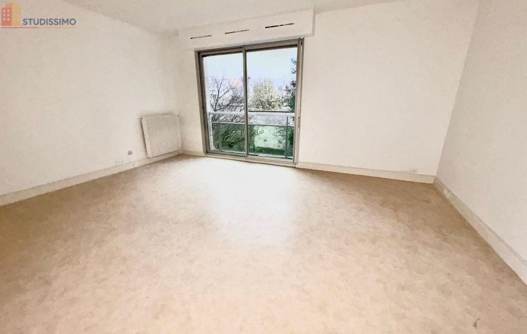 Studio à Reims