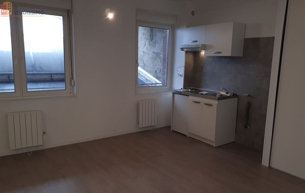 Studio 25m² Reims 51100 - Rénové, meublé - Photo 2
