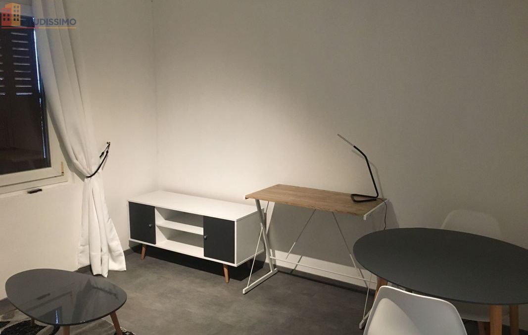 Studio 25m² Châlons-en-Champagne - Meublé, proche gare - Photo 2