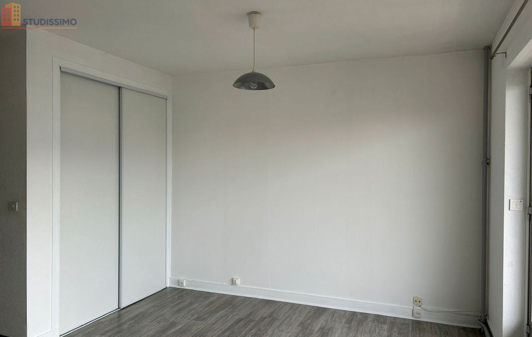 Studio 27m² Reims 51100 - Étage élevé, lumineux - Photo 1