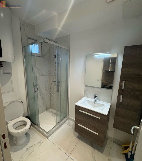 Studio 31m² Reims 51100 - Meublé, refait à neuf - Photo 1