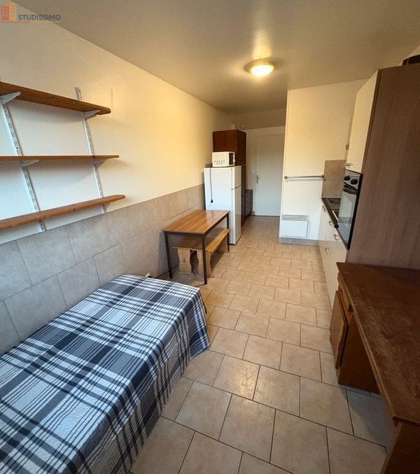 Studio meublé 20m² Reims 51100 - Meublé, lumineux - Photo 1