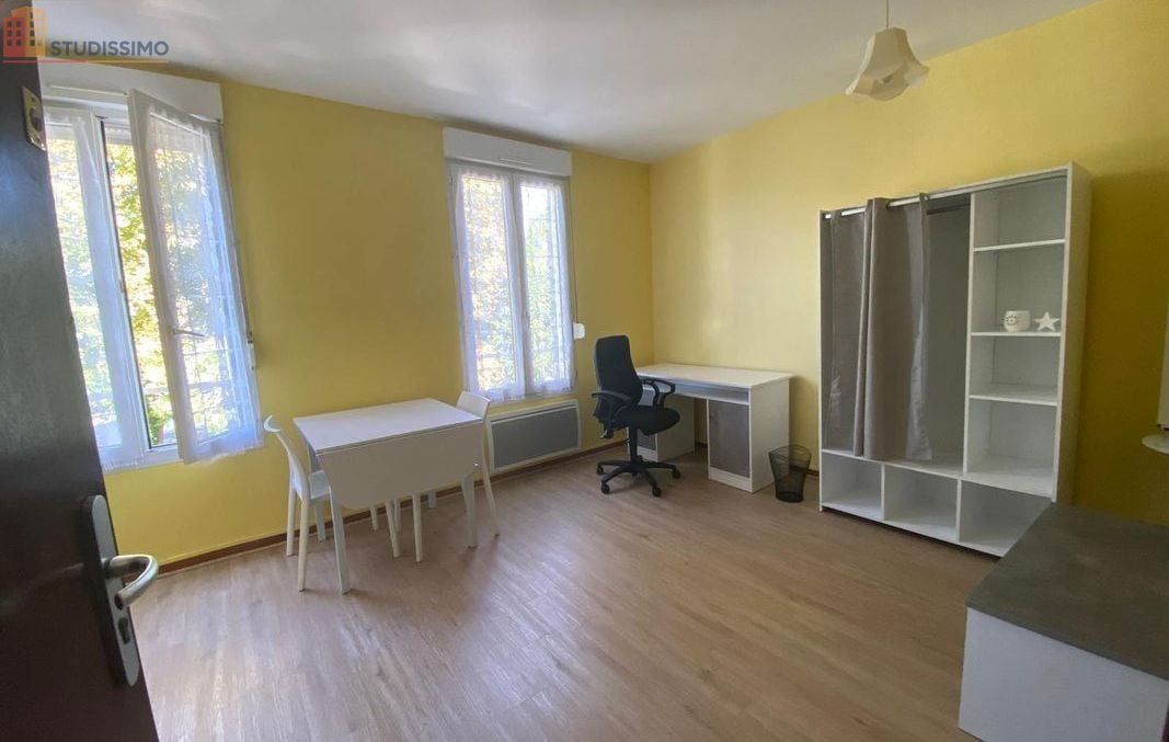 Studio à Reims