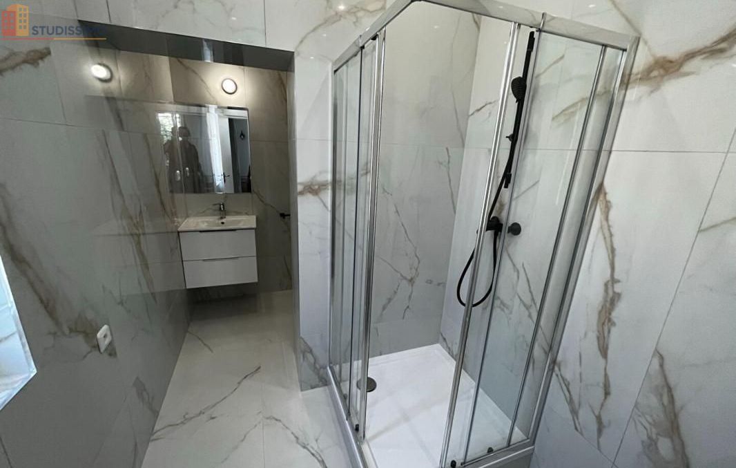 Studio meublé 23m² Reims 51100 - Meublé, 2e étage - Photo 1