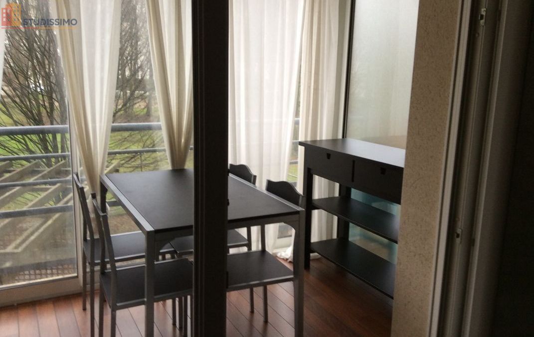 Studio à Reims