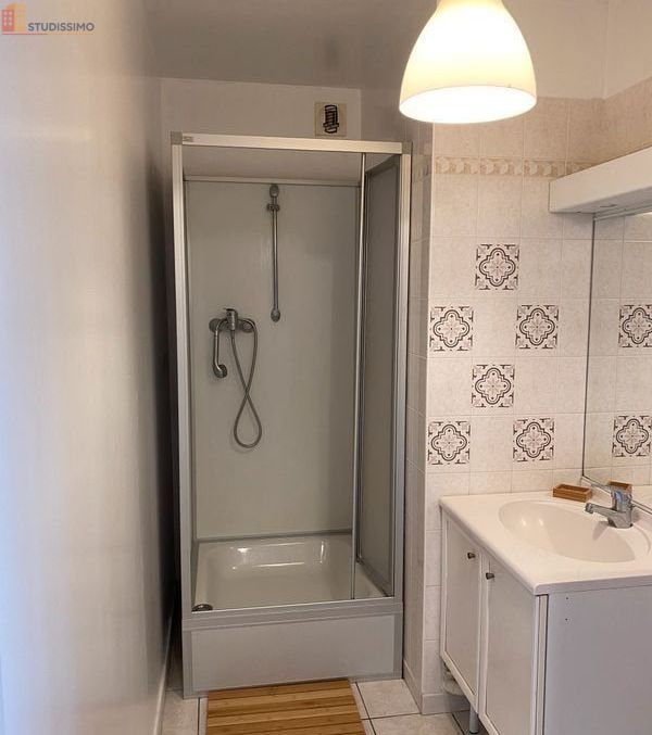 Studio meublé 32m² Reims centre - Lumineux, proche commodités - Photo 1