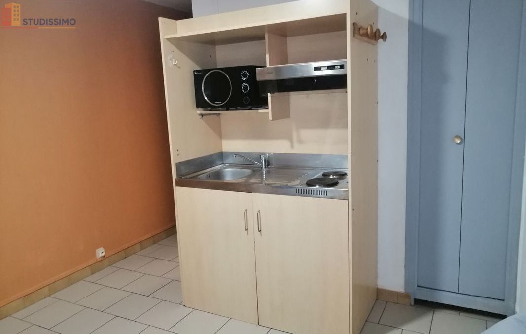 Studio meublé 16m² Épernay - Toutes charges comprises - Photo 1