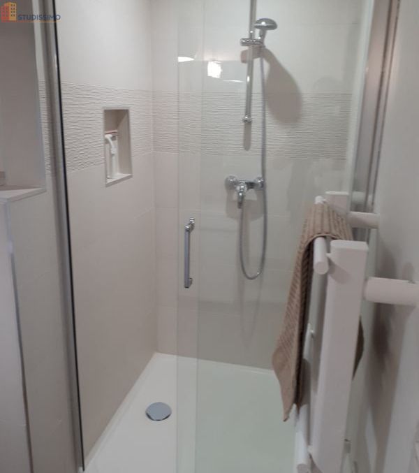 Studio meublé 25m² Reims 51100 - Meublé, DPE D - Photo 1