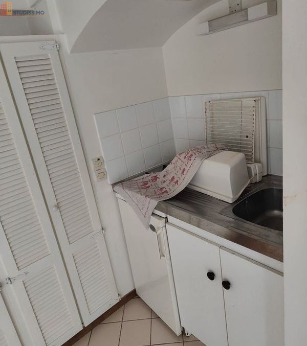 Studio 20m² Châlons-en-Champagne Rive gauche - Photo 2