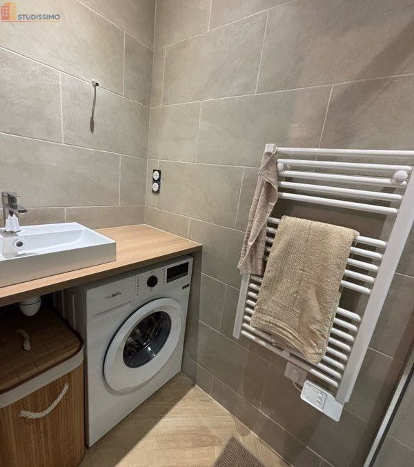 Studio meublé 21m² Reims 51100 - Rénové, proche centre-ville - Photo 1