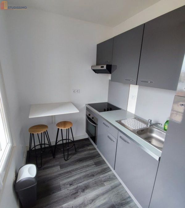 Studio meublé 24m² Reims centre - Proche gare, lumineux - Photo 2