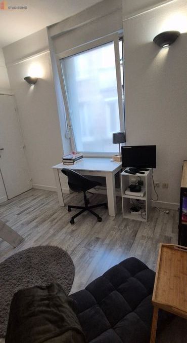 Studio meublé 17m² Reims 51100 - Proche cathédrale, transports - Photo 1
