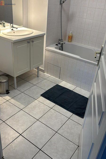 Studio meublé 37m² Reims 51100 - Meublé, 2e étage - Photo 2