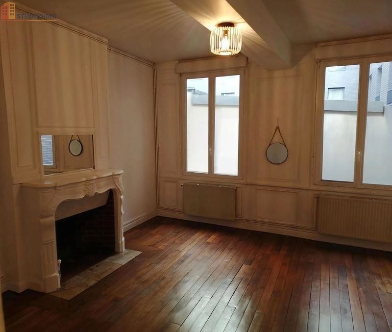 Studio à Reims