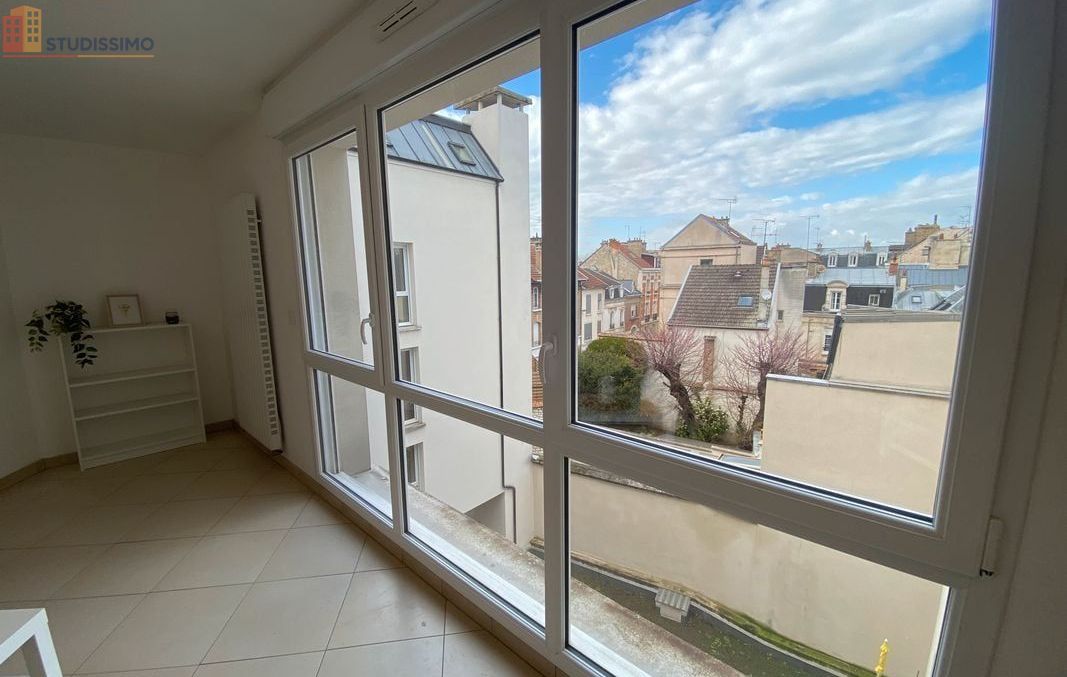 Studio meublé 30m² Reims centre - Lumineux, 3e étage - Photo 5
