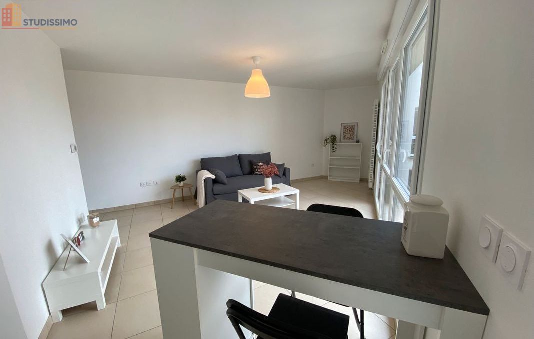 Studio meublé 30m² Reims centre - Lumineux, 3e étage - Photo 3