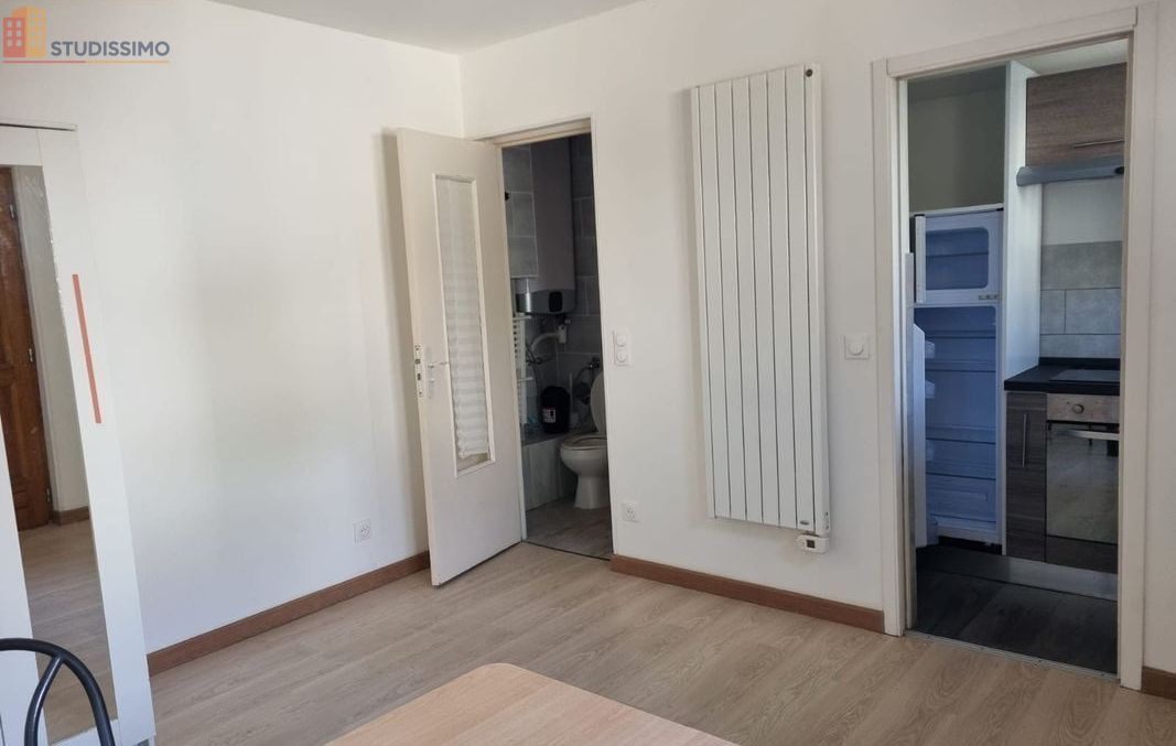 Studio à Reims