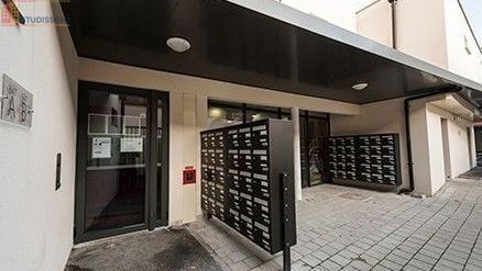 Studio 17m² Reims centre - Résidence sécurisée, meublé - Photo 2