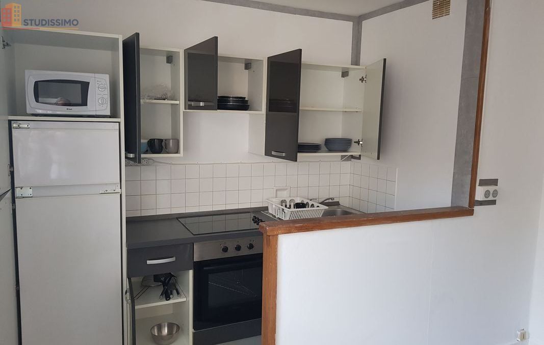 Studio meublé 32m² Châlons-en-Champagne - Meublé, 2e étage - Photo 2