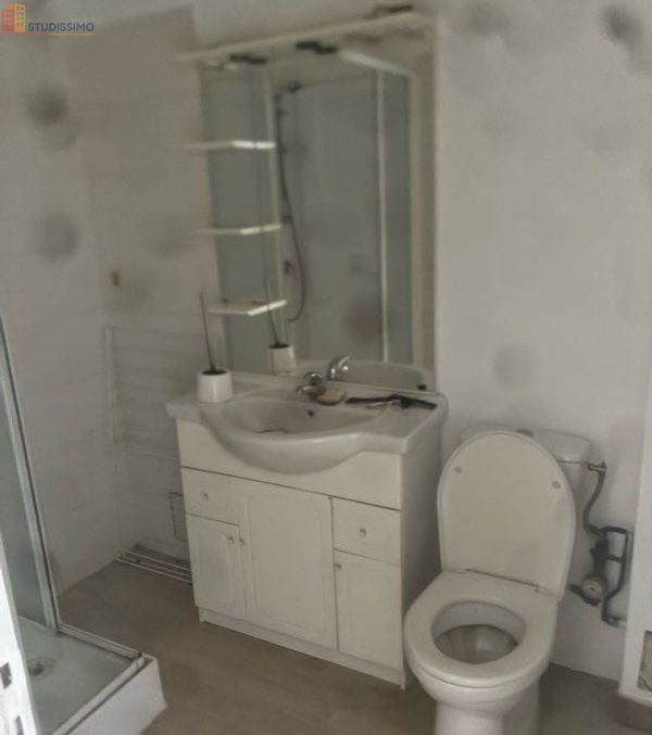 Studio meublé 25m² Sainte-Menehould - Meublé, 1 pièce - Photo 2