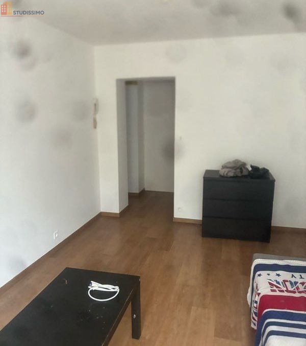 Studio meublé 25m² Sainte-Menehould - Meublé, 1 pièce - Photo 1