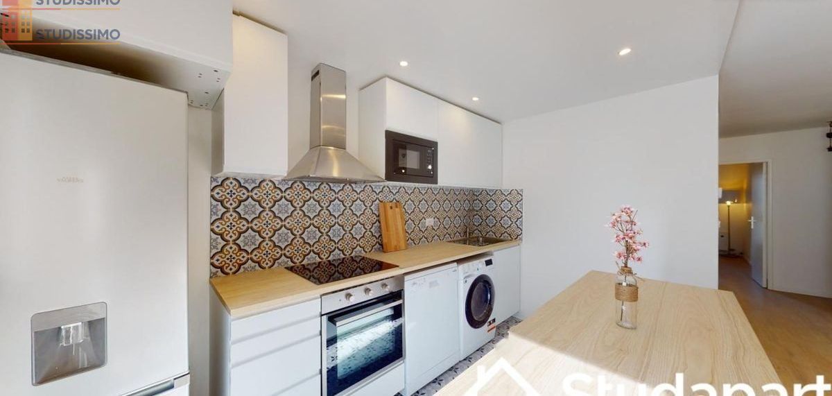 Studio meublé 11m² Reims - Meublé, 3e étage - Photo 4