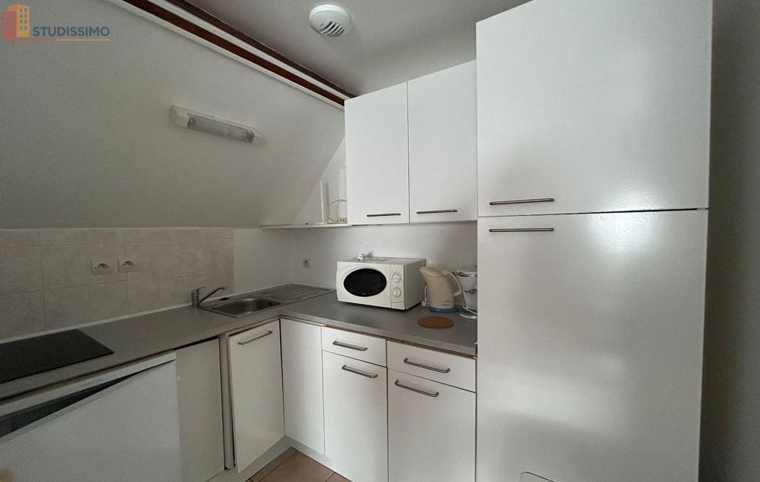 Studio meublé 15m² Reims - Meublé, 2e étage - Photo 2