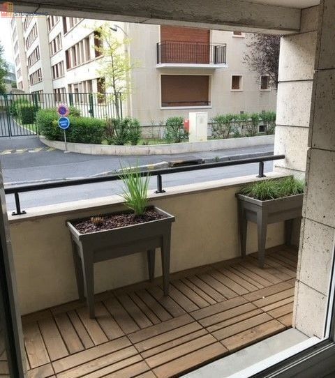 Studio meublé 33m² Reims centre - Balcon, parking - Photo 1