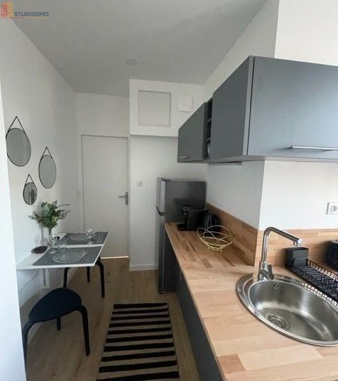 Studio meublé 24m² Reims 51100 - Meublé, secteur Saint-Marceaux - Photo 2