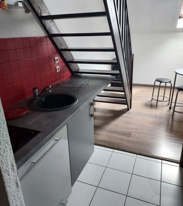 Studio 28m² Reims 51100 - Meublé, lumineux - Photo 1