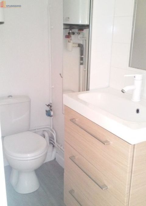 Studio 20m² Reims 51100 - Non meublé, hyper centre - Photo 1