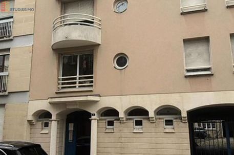 Studio à Reims