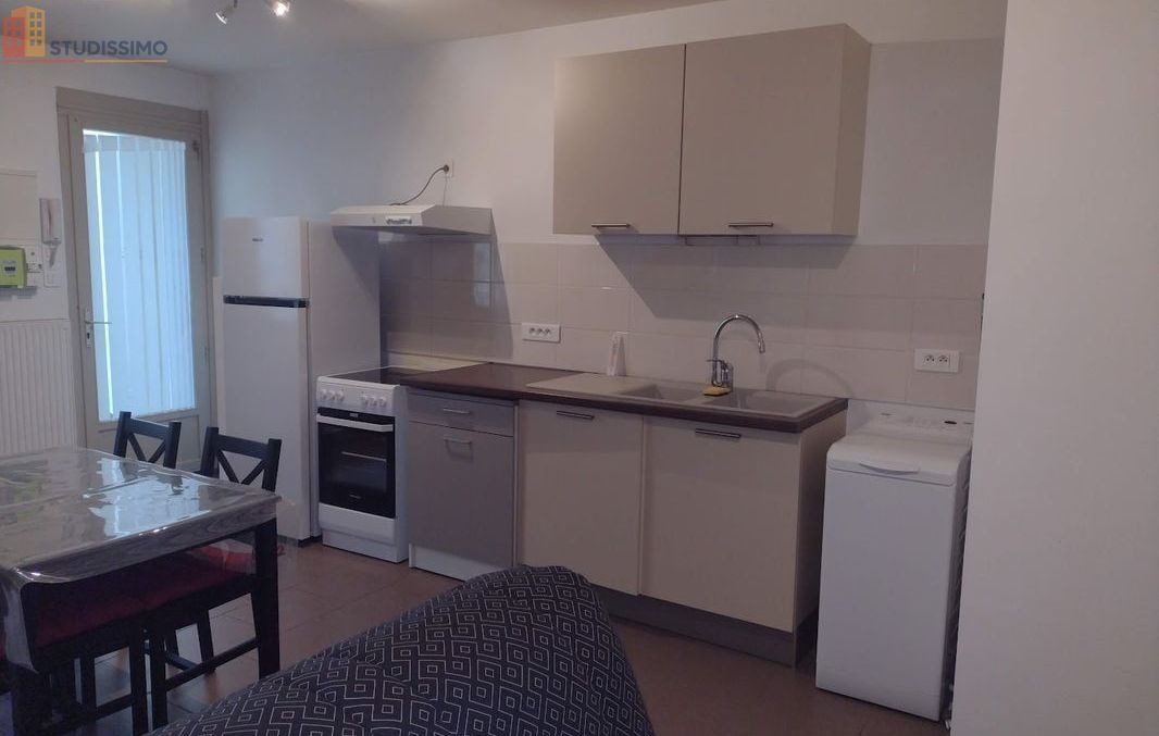 Studio meublé 35m² Bourbonne-les-Bains - Mezzanine, lumineux - Photo 2