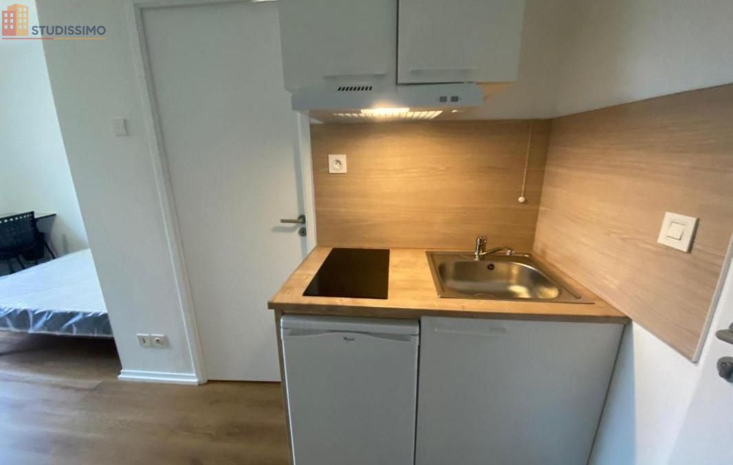 Studio 18m² Laval 53000 - Meublé, 2e étage - Photo 4