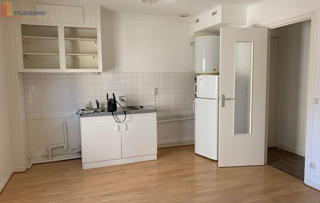 Studio à Laval