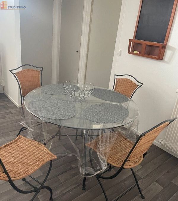 Studio meublé 35m² Laval 53000 - Lumineux, DPE D - Photo 2