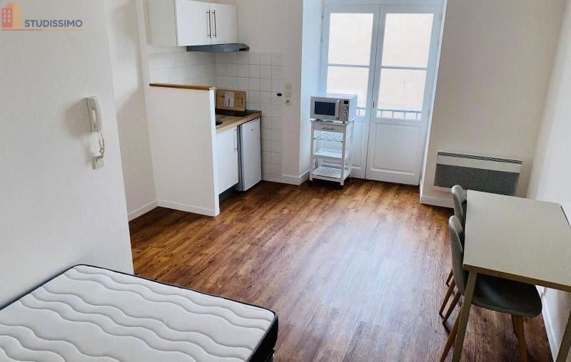 Studio à Laval