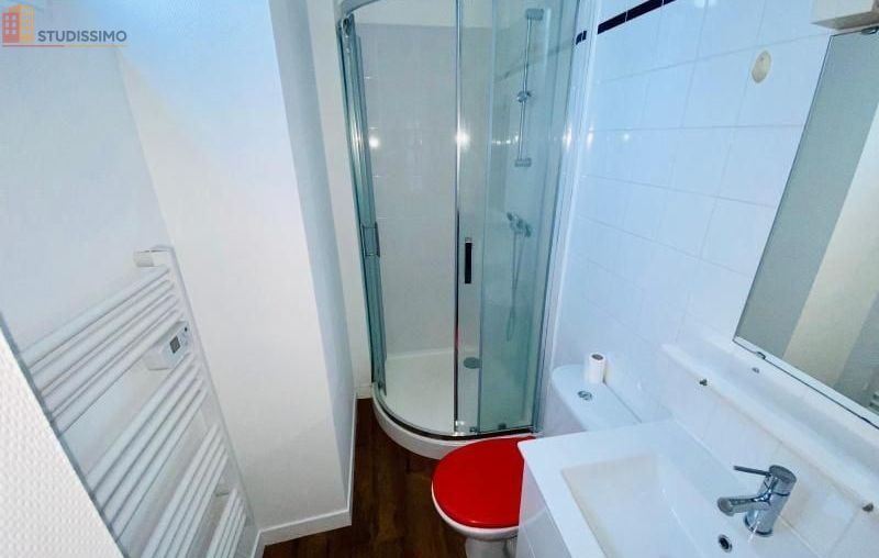 Studio meublé 19m² Laval - Meublé, DPE C - Photo 2