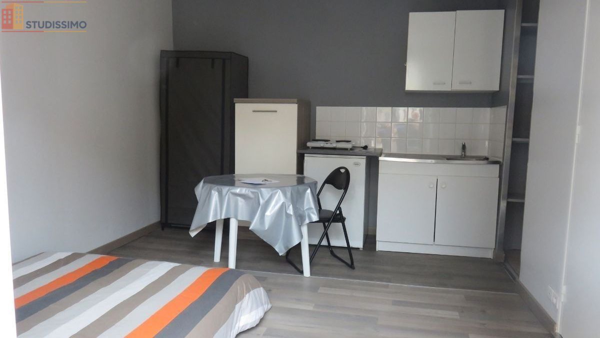 Studio meublé 21m² Laval 53 - Meublé, DPE D - Photo 1